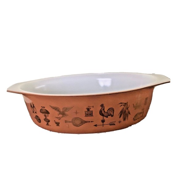 Pyrex Americana 045 2.5 quart casserole dish without lid - Picture 1 of 6
